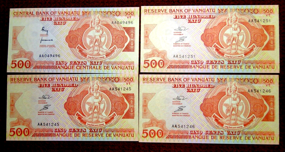 VANUATU FOUR UNC 500 VATU BANKNOTES (1982 AND 1993)
