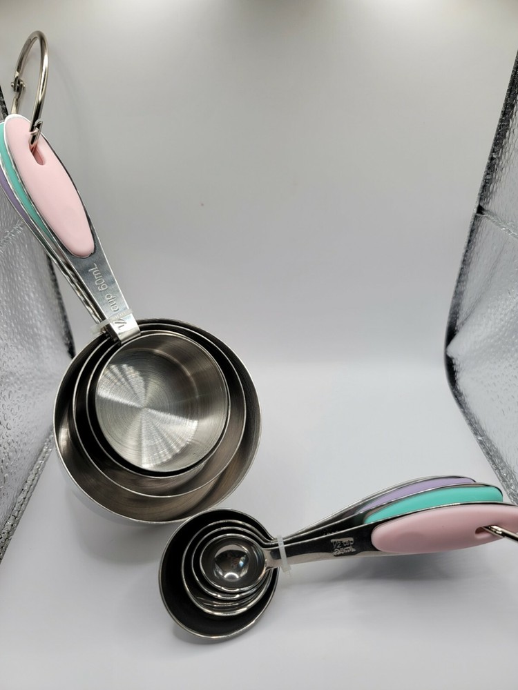 PIECE 8 MEASURING CUPS AND MEASURING SPOONS SET