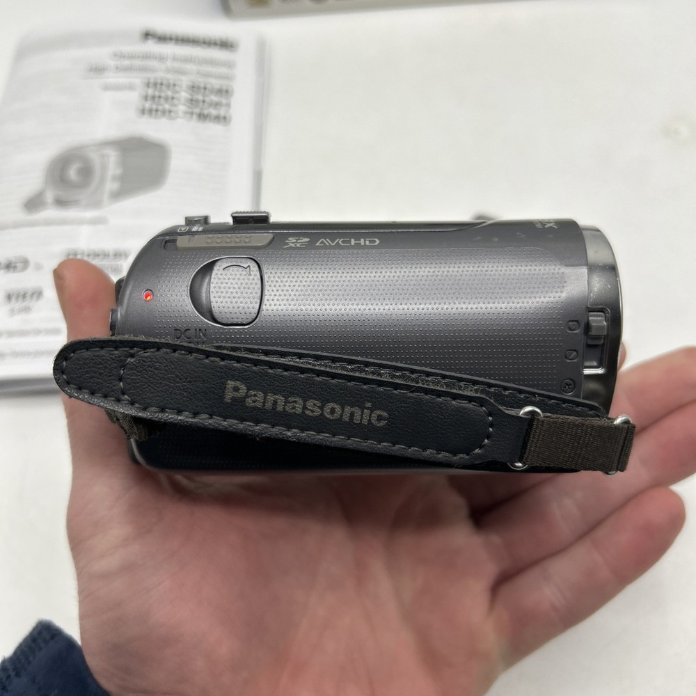 Panasonic HDC-SD41 Camcorder Boxed with Accessories Include Memory Card