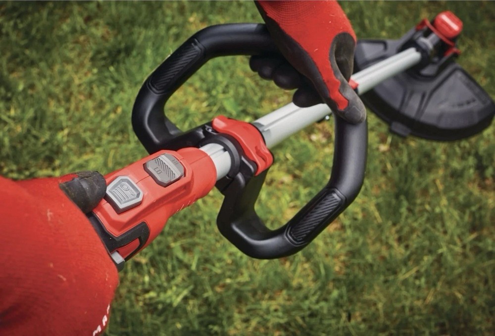 CRAFTSMAN V20* Cordless 13 in WEEDWACKER® String Trimmer/Edger - CMCST910