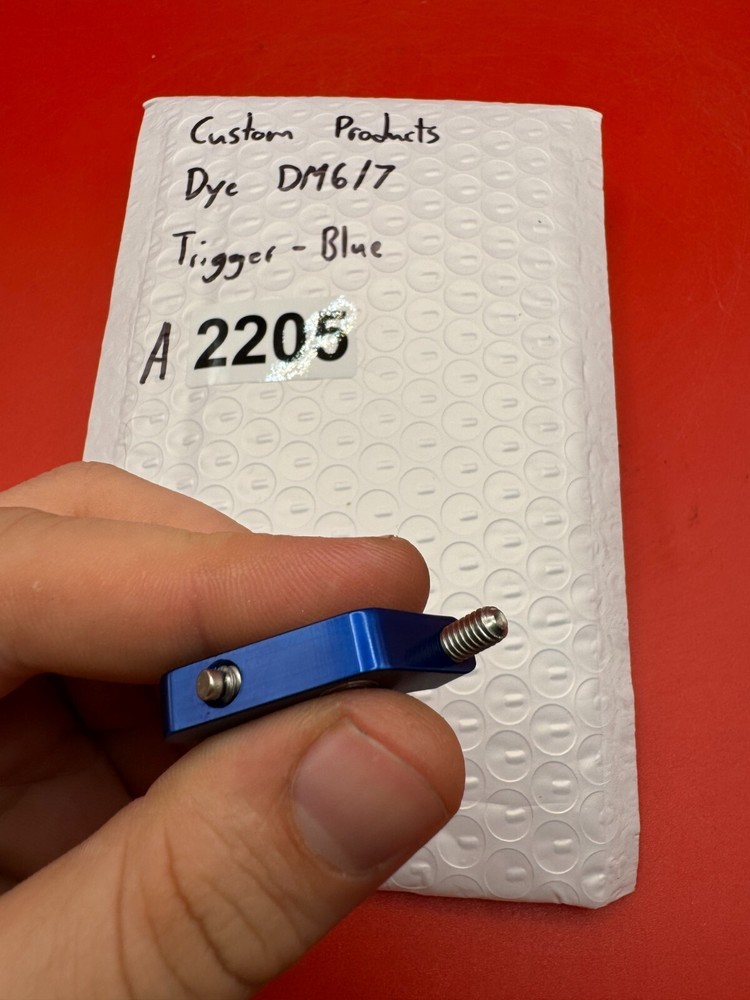 Custom Products Dye DM6/7 Trigger-Blue