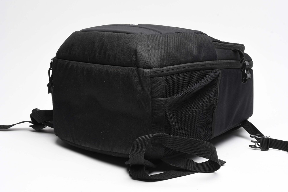 Lowepro Tahoe BP150 Camera Backpack - Black, Good!