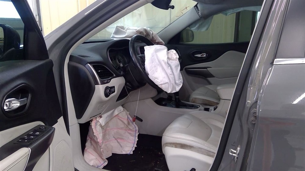 Jeep Cherokee 2021 Headrest Used 1445