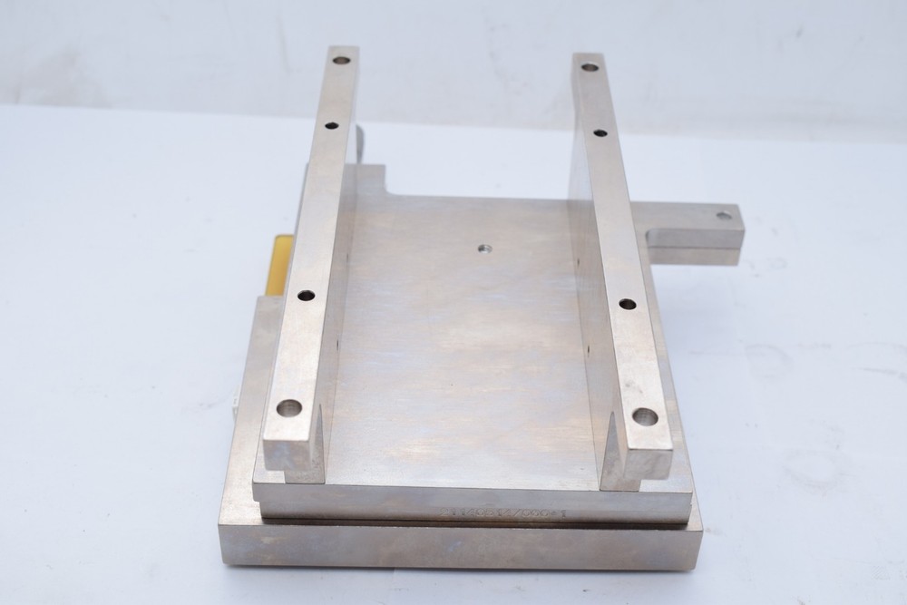 NRC 22056677-R000 X Axis Linear Slide Micrometers