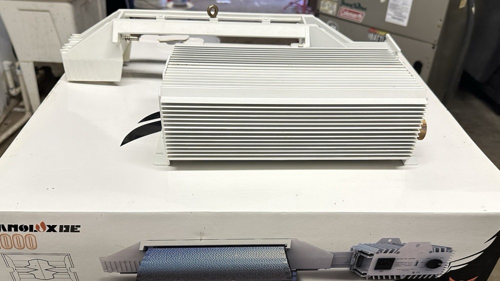 Nanolux Super DE Double Ended adjustable 1000w Grow Light New (Missing Bulb)