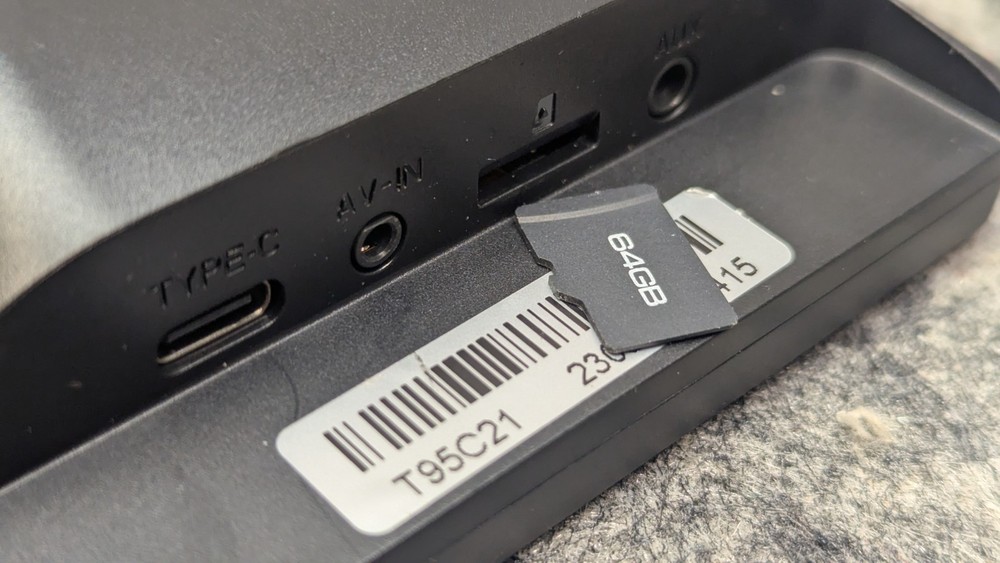 Replacement 10.26” Wireless Apple Carplay Screen for Car/Android Auto Touch