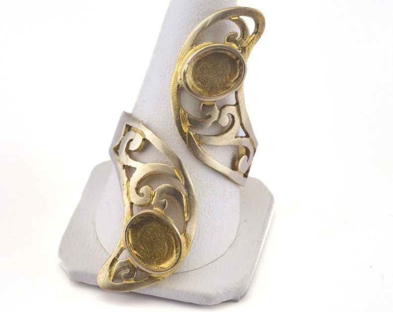 Ring Adjustable Ring Bezel (7x9mm) Raw brass (18mm 8US inner size) 2648