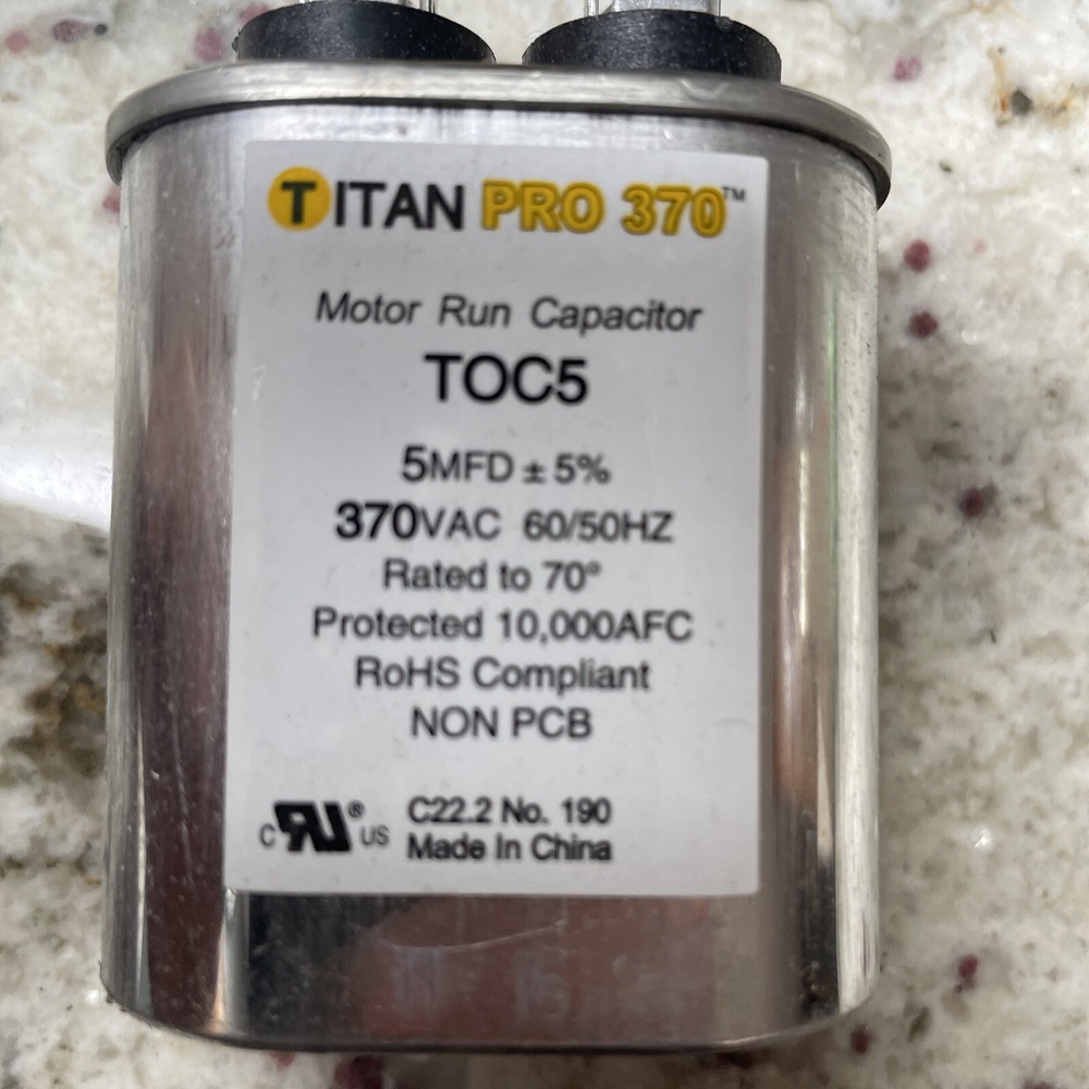 Packard Titan PRO TOC5 Motor Run Capacitor 5 MFD 370 Volt Oval