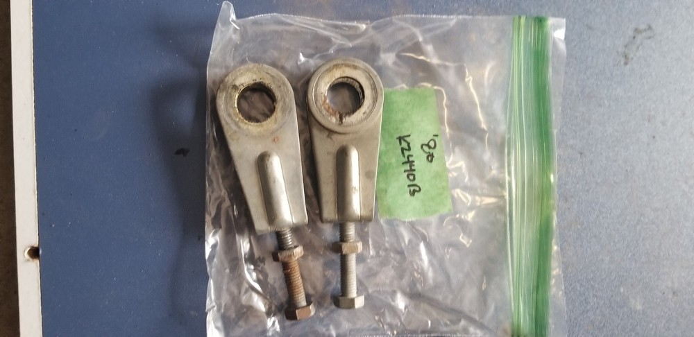 '80 Kz440b Chain Adjusters