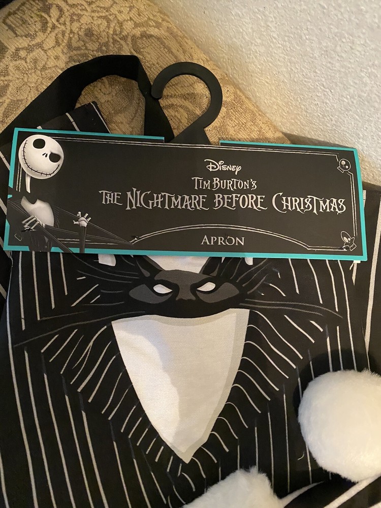 Nightmare Before Christmas Apron & Santa Hat NEW