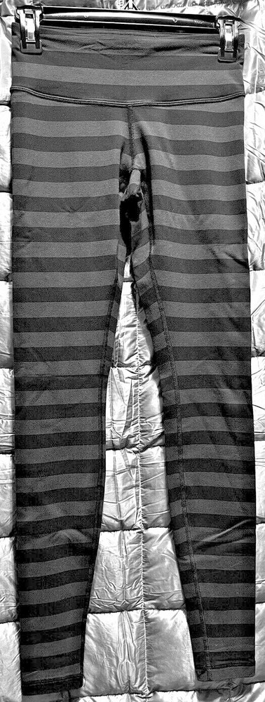 LULULEMON WOMENS MULTICOLOR LEGGINGS SIZE 4