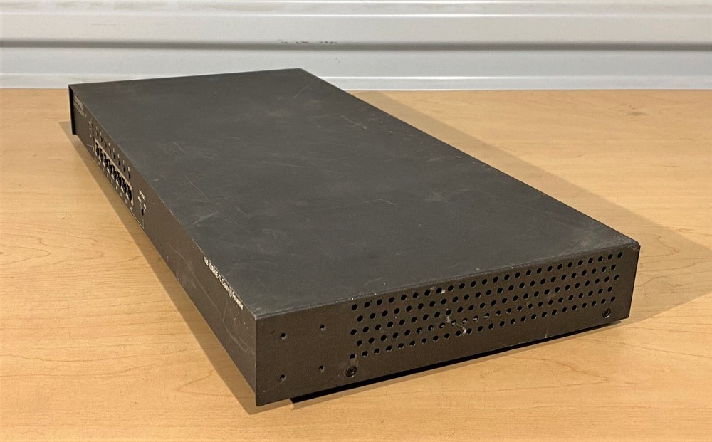 COMPAQ Netelligent 1108 100Base-TX Class II Repeater