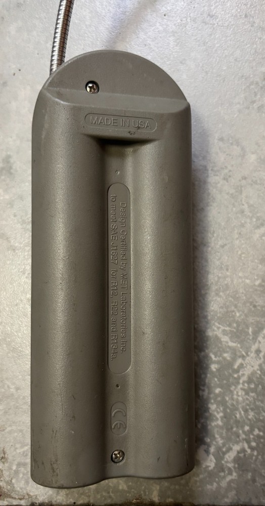 Inficon TEK-MATE Refrigerant Leak Detector W/ Case