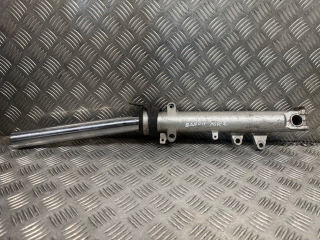 SUZUKI GSF 600 bandit right fork leg 2000