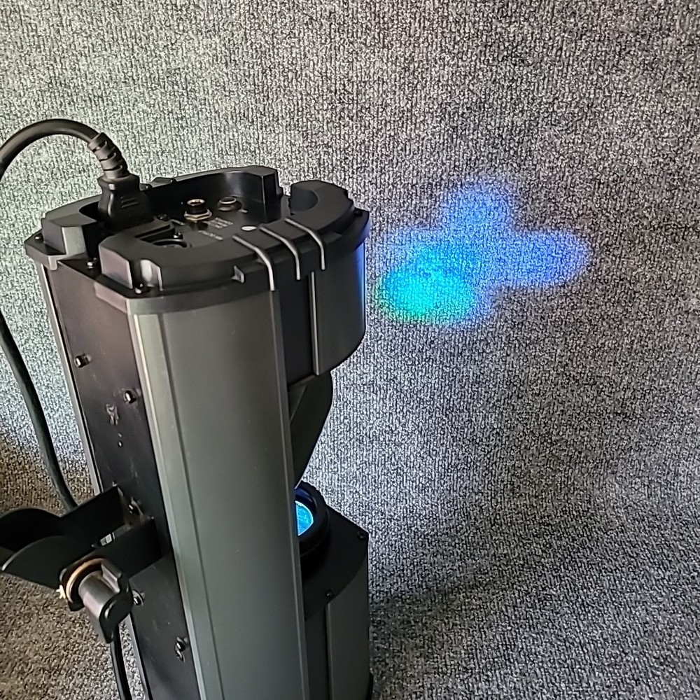 Discontinued American Dj REVO SCAN LED