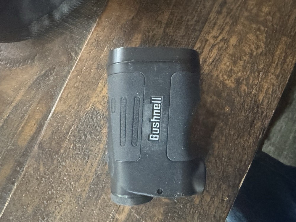 Bushnell Rangefinder With Case