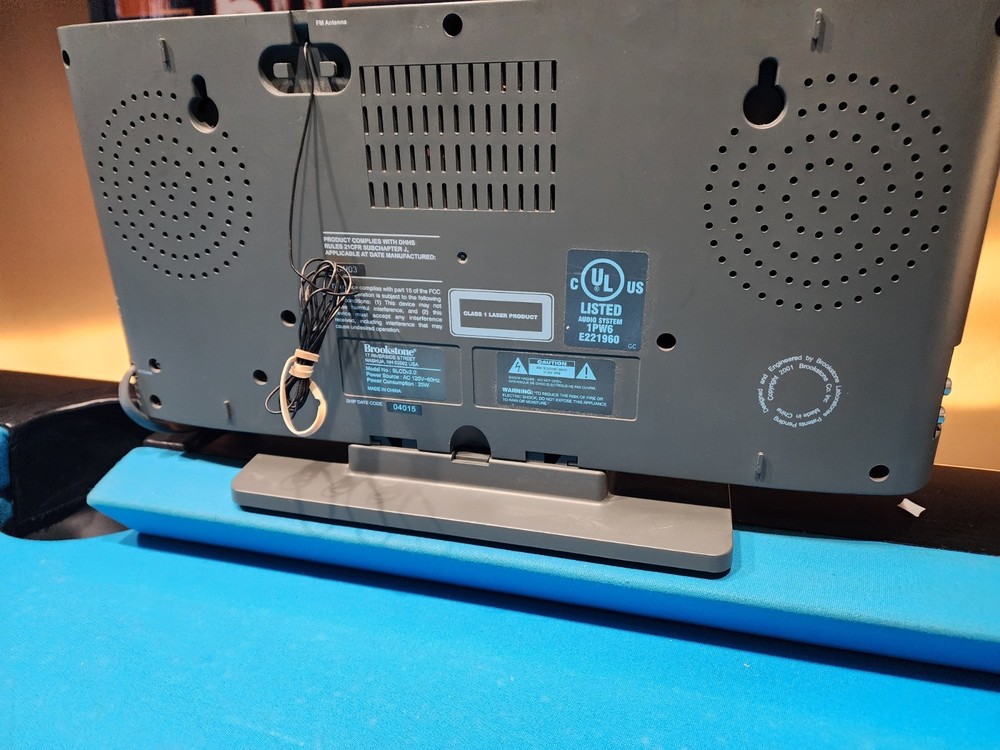 Brookstone Am Fm Cd Player SLCDv2.0 Tested Working Cd Player Needs Help Opening