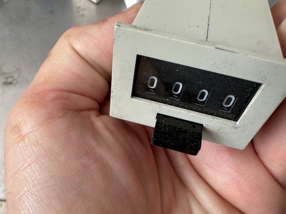 Redington Counters D2-4904