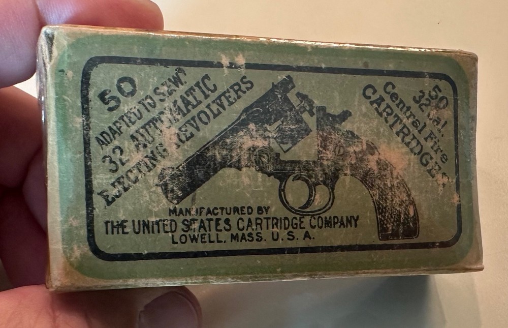 Rare Early USC .32 cal Ammo Empty Box NICE