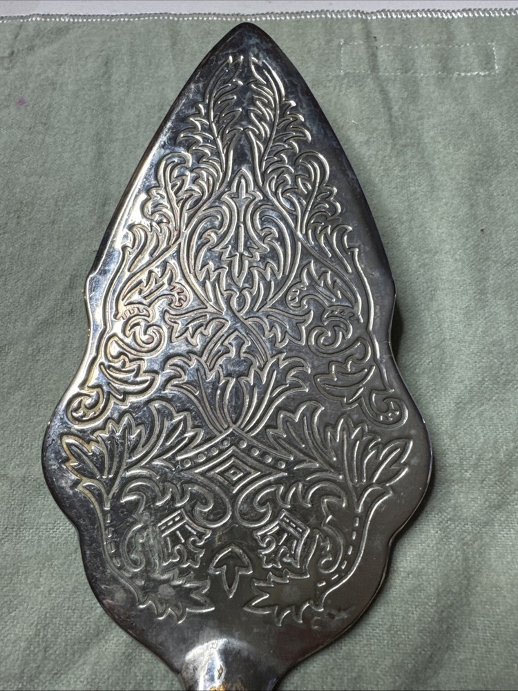 GO125 By Godinger Silver Plated Solid Pastry Server 11.25”