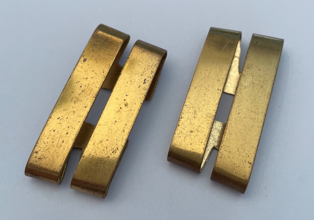 Metallic Shoulder Grades. lieutenant. A12 (L52)