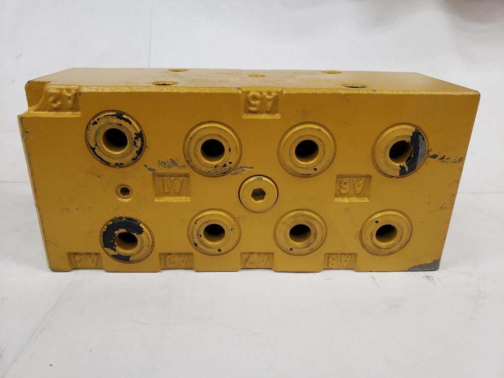 OEM CAT 323-7560 Hydraulic Shuttle Valve