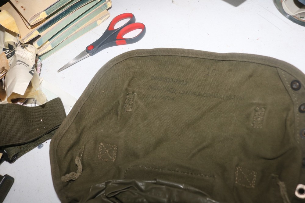 near mint condition USGI M-1961 buttpack Mezz 109 #7
