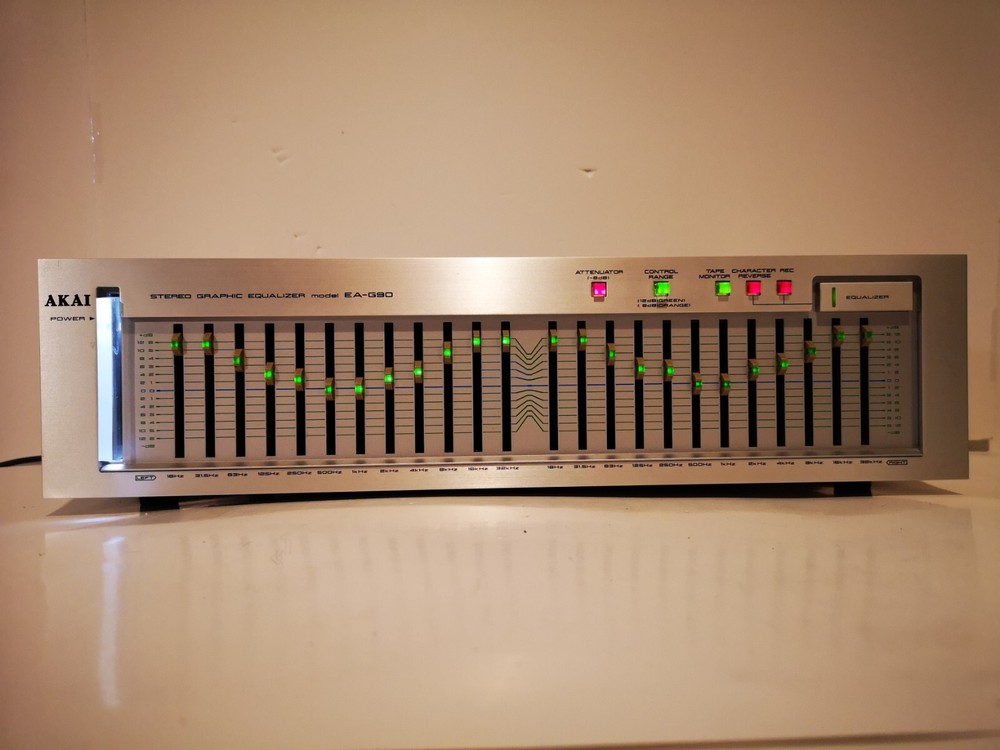 AKAI Stereo Graphic Equalizer EA-G90