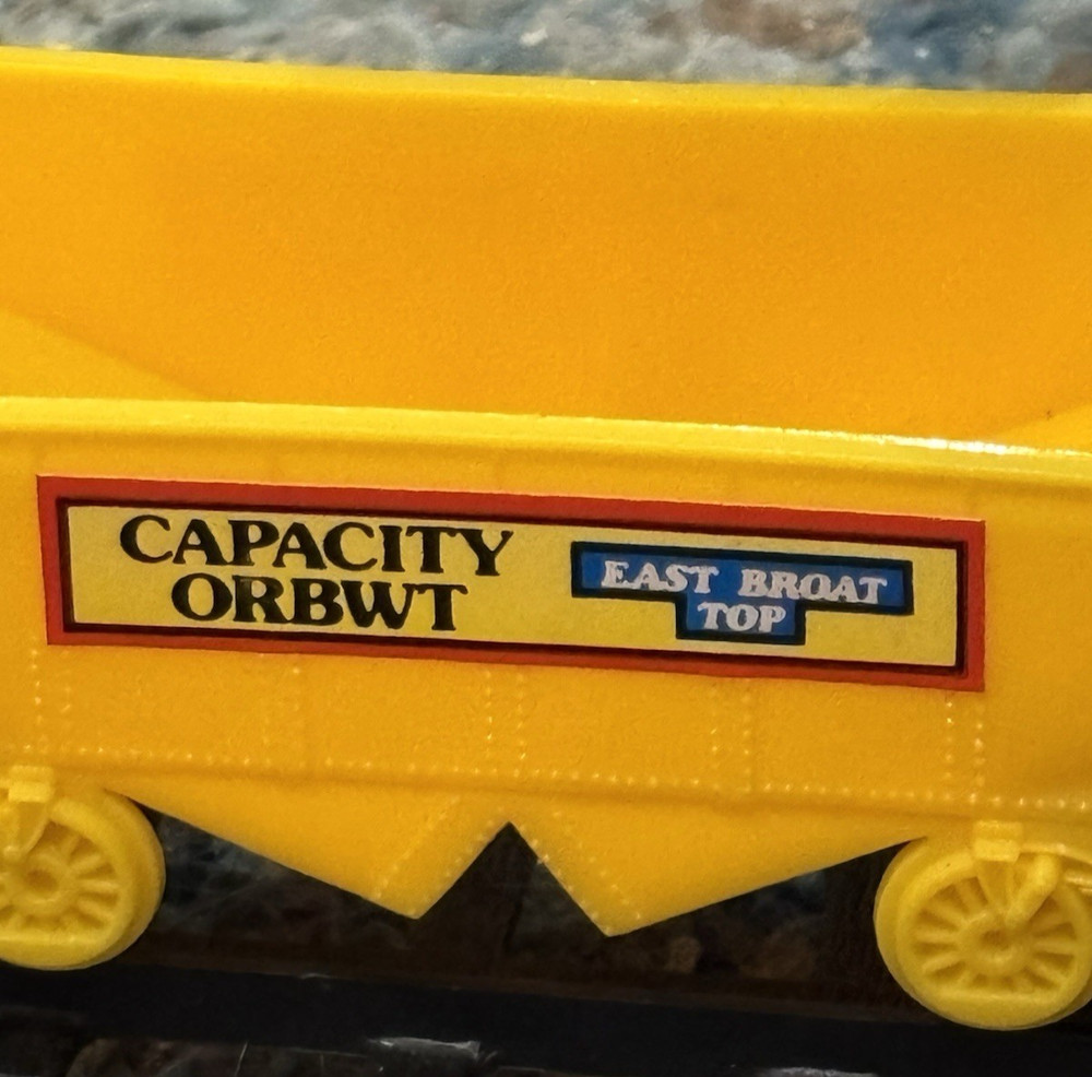 VINTAGE CONTINENTAL EXPRESS TRAIN SET WORKING LOCOMOTIVE - EXPERTLY PACKED