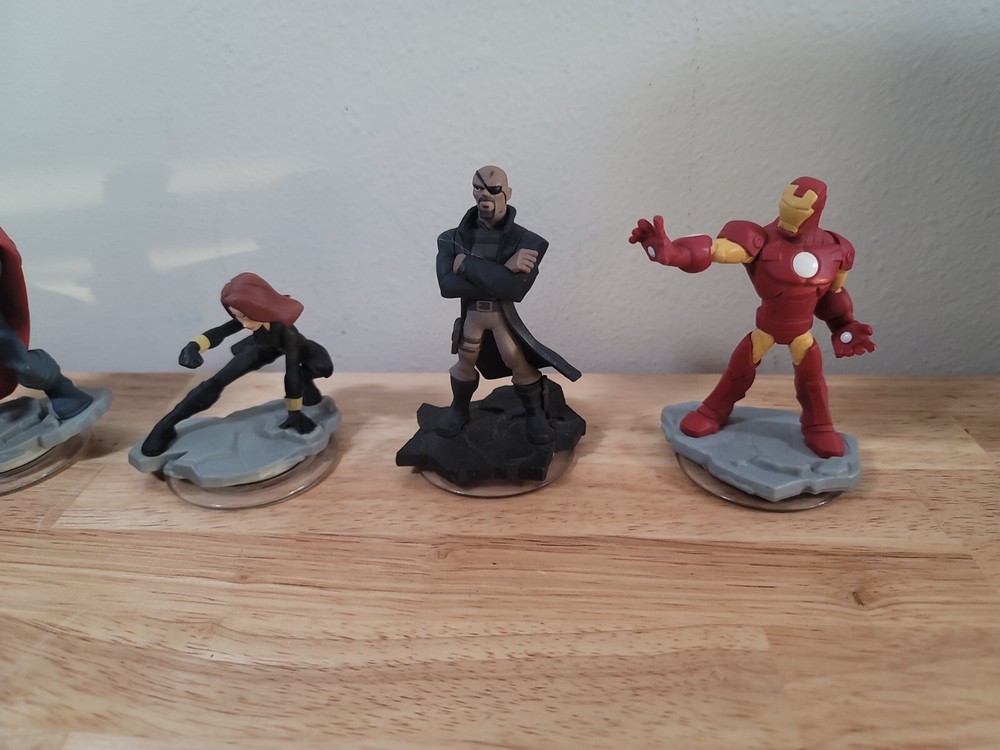 Lot of Disney Infinity 2.0 Marvel 5 Figures