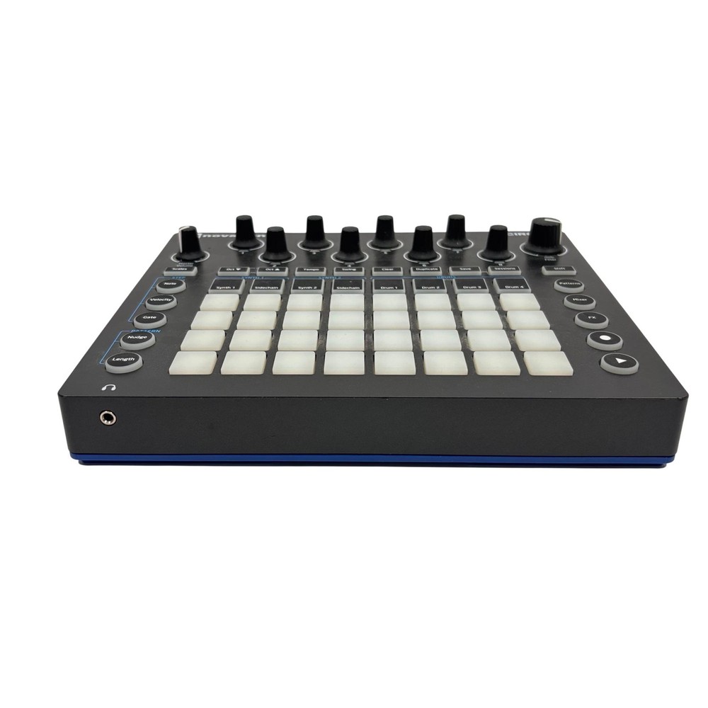 Novation Circuit Groovebox Standalone Synth/Drum Machine