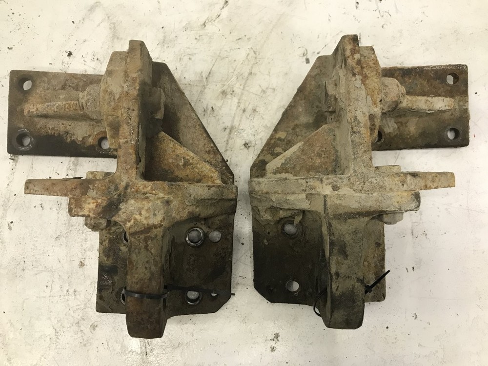 Cummins B5.9 Engine Mount - Used