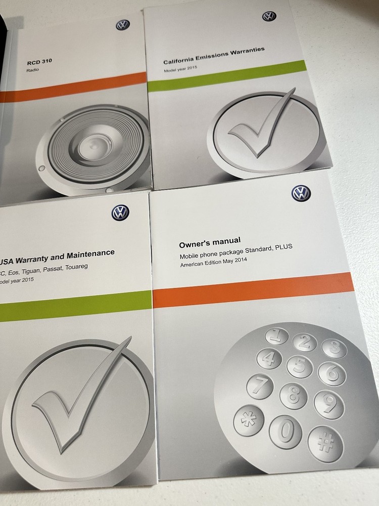 Volkswagen Passat Owner's Manuals 2015