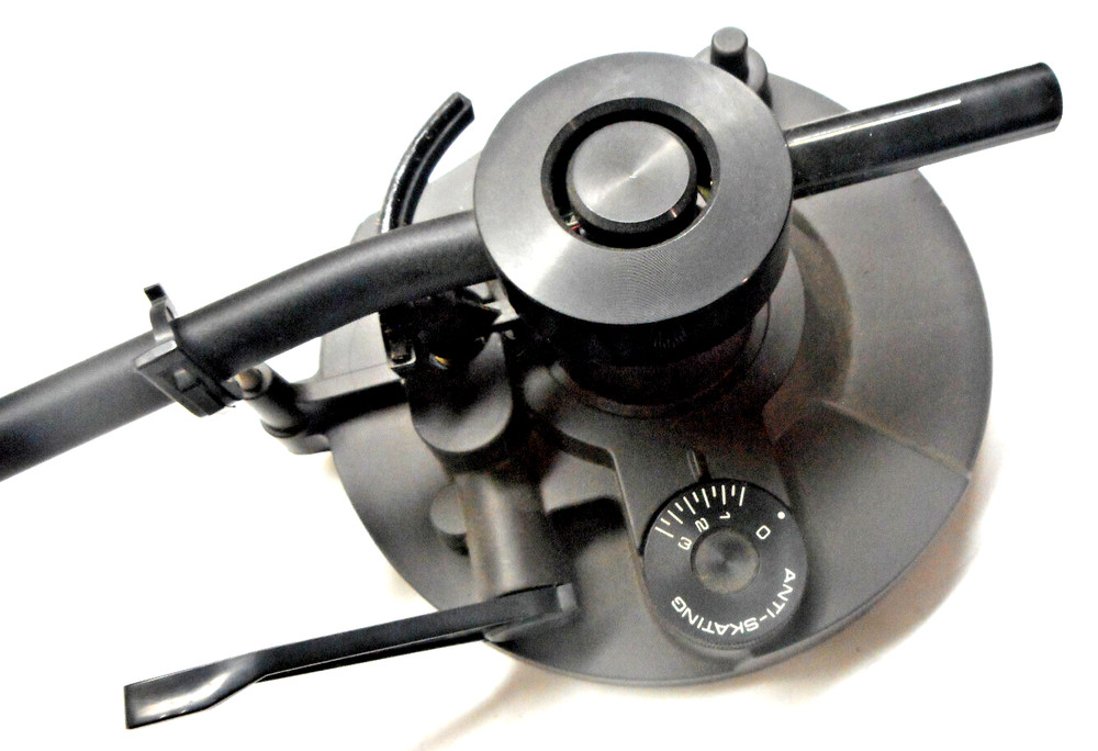 Technics SL 2000 Turntable - TONE ARM - PARTING OUT