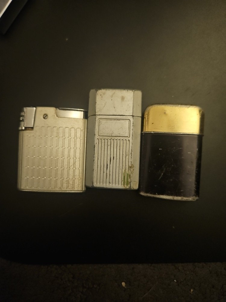 3 Vintage Ronson Lighters ( Not Tested)