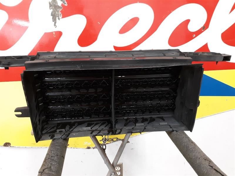 18-20 F150 FRONT LOWER Air Shutter