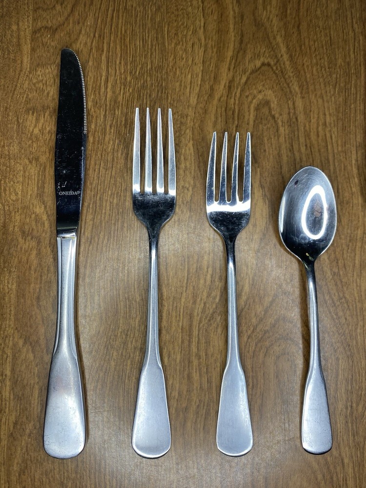 Oneida Colonial Boston Glossy Stainless Flatware 5 Piece Place Setting
