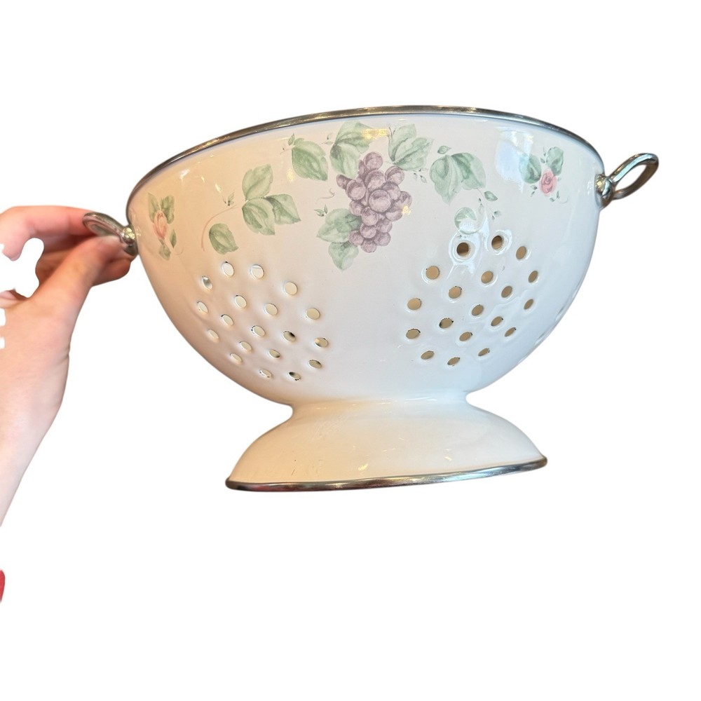 Enamel Pfaltzgraff Grapevine Colander Strainer Bowl