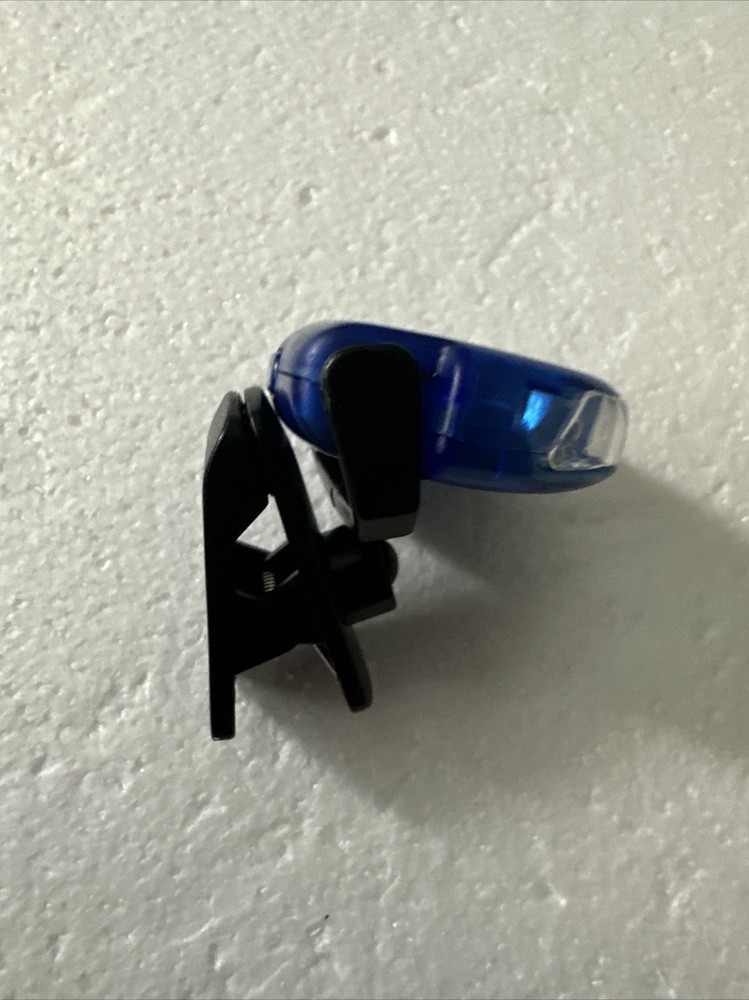Blue Adjustable Magnifying Light With Clip