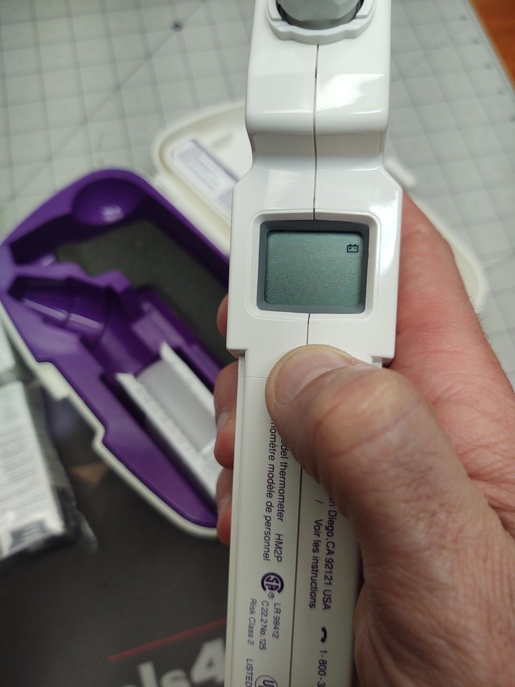 Braun Thermoscan Plus Instant Thermometer HM-2 Plus With Case and extra tips
