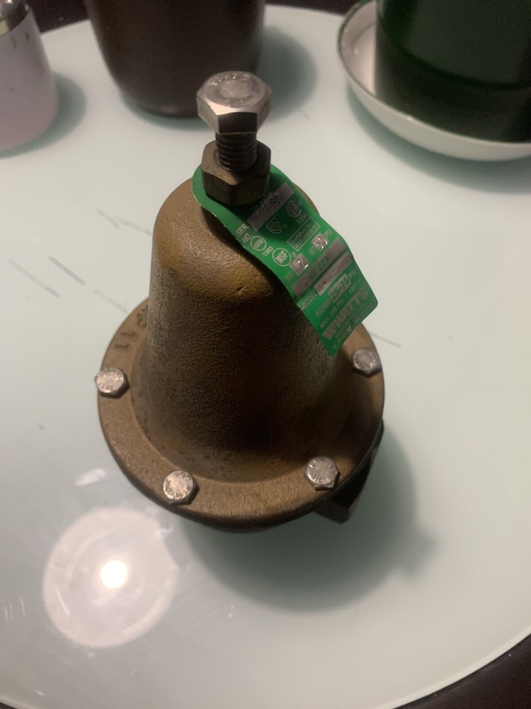 WATTS LF-223 Pressure Reducing Valve 1" NPT / Set @ 50-psi / Range 25-75 psi