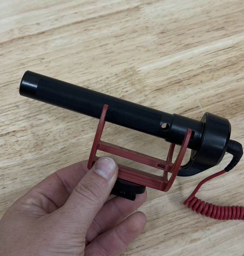 Rode Videomic GO Lightweight On Camera Microphone