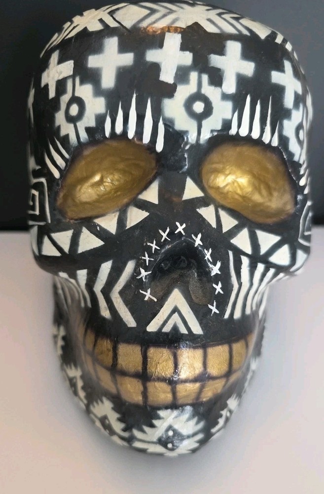 Skull Decor Figurines, Lot Of 5