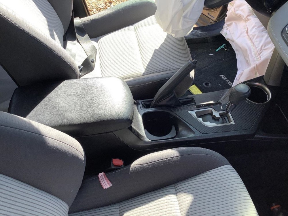 Console Front Floor Xle Fits 13-15 RAV4 4687092