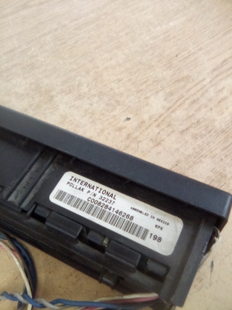 International Prostar 32237 Dash Switch Panel