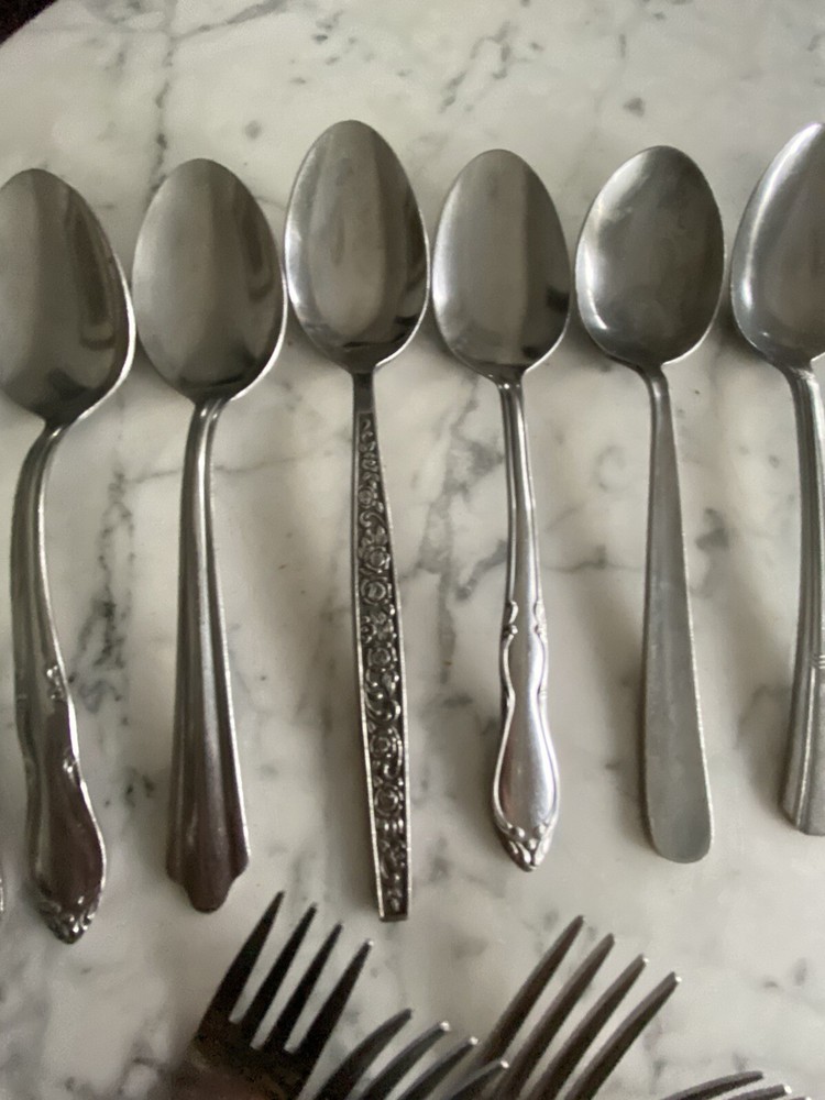 Craft Lot stainless vintage flatware Granada Imperial Oneida Ecko 31 pieces
