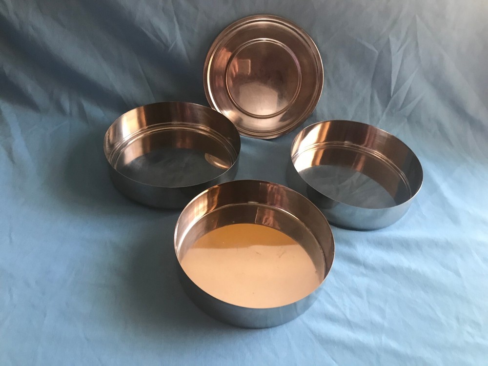 3 Pre-Owned Stainless Steel 7” Round Multi-Purpose Nesting Baking Pans w/ Lid