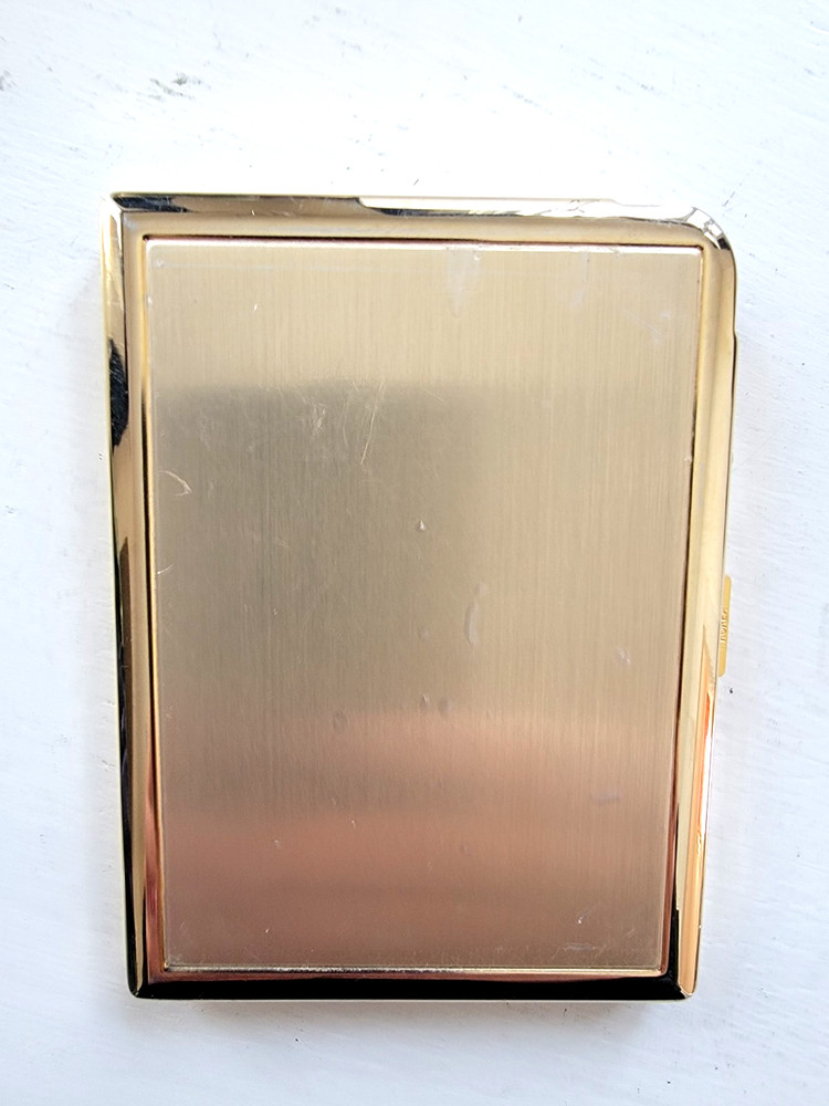CIGARETTE CASE VINTAGE BRASS BENSON & HEDGES CLUB, CLASP OPENS/FUNCTIONS GREAT
