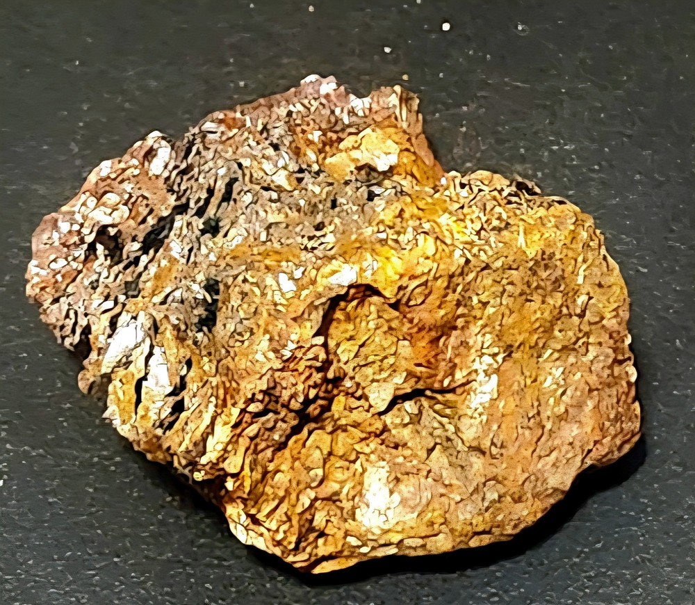 Gold Ore Specimen / Visible Gold