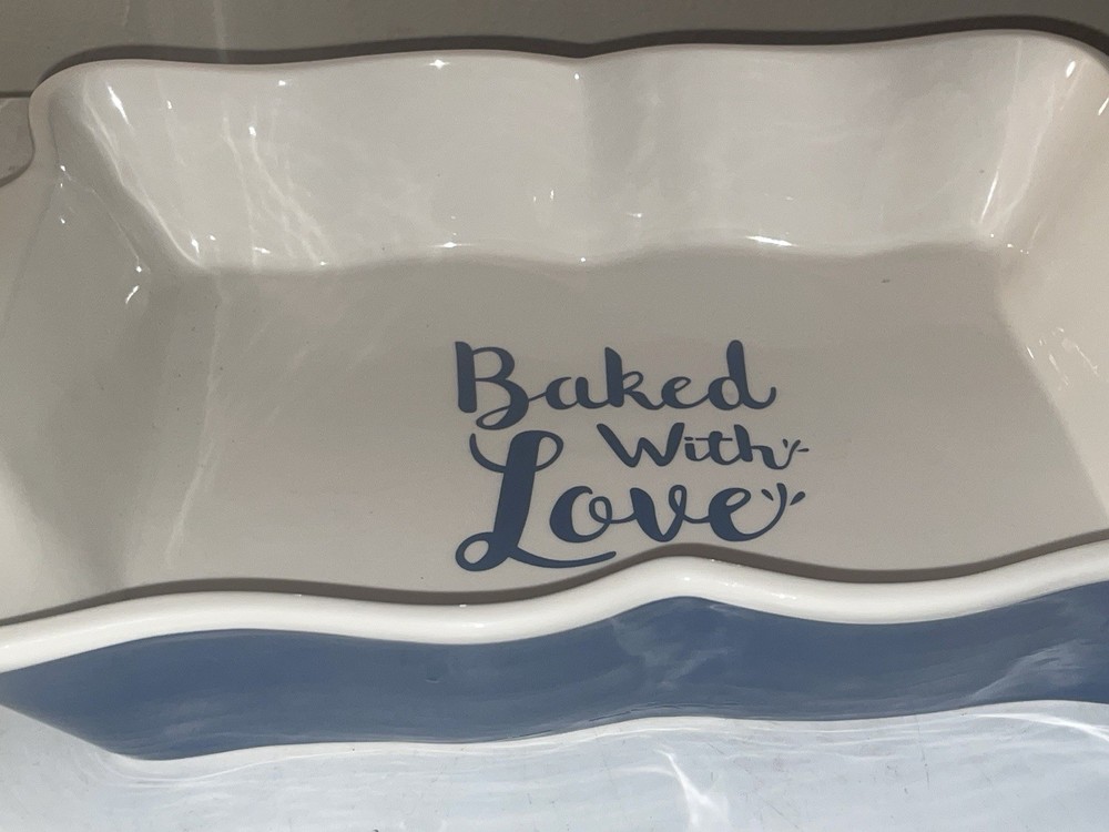Engraved “Baked With Love” Pan